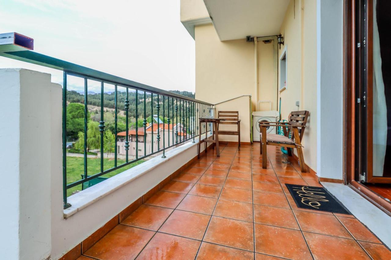 Suite Acropolis Serres Next To Center מראה חיצוני תמונה