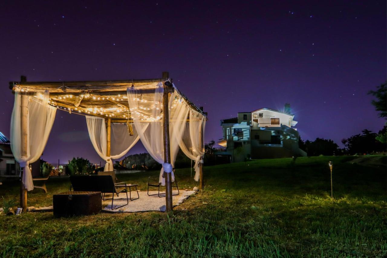 Suite Acropolis Serres Next To Center מראה חיצוני תמונה
